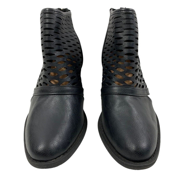 Qupid Ankle Boots Womens Sz 6 Chunky Heel Black Cage Cut Booties - Picture 6 of 10